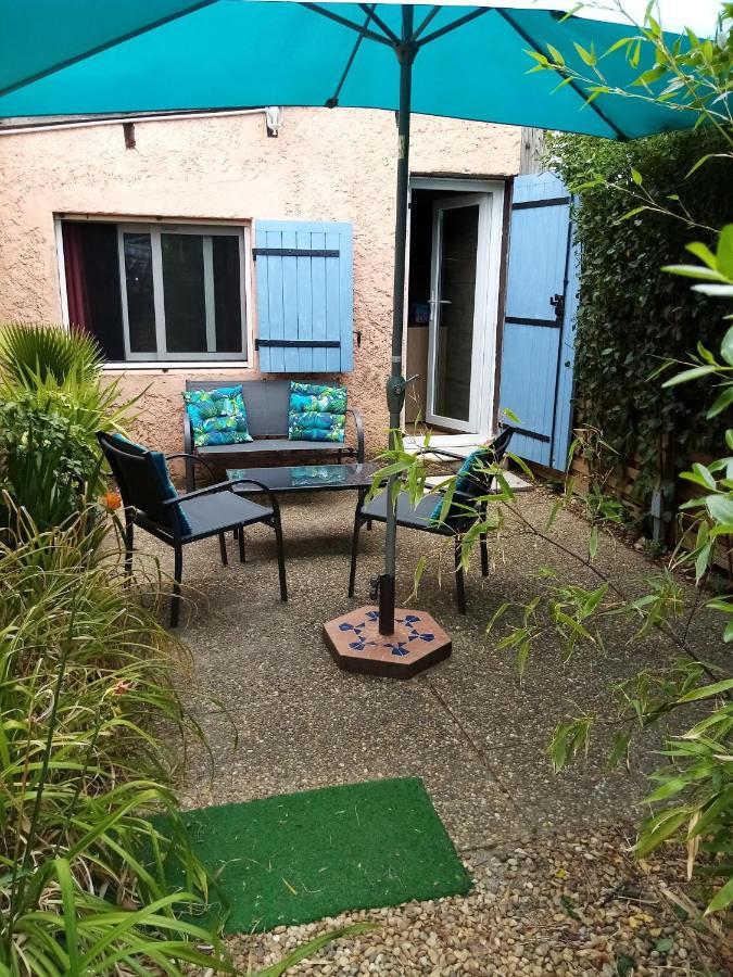 Mas Les Cigales Bed & Breakfast Roaix Bagian luar foto
